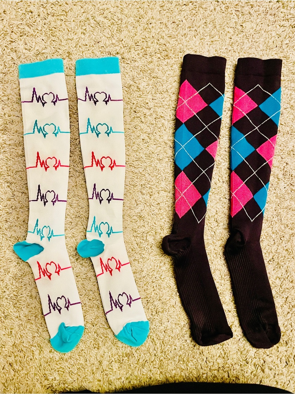 Women’s Knee-High Patterned Socks - White Teal Heartbeat & Black Pink Argyle